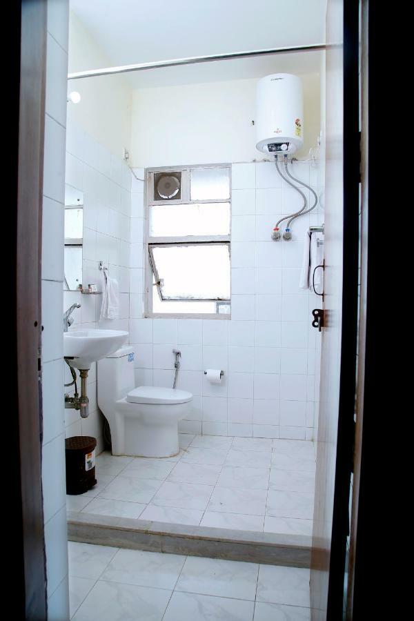 Maplewood Guest House, Neeti Bagh, New Delhiit Is A Boutiqu Guest House - Room 5 外观 照片