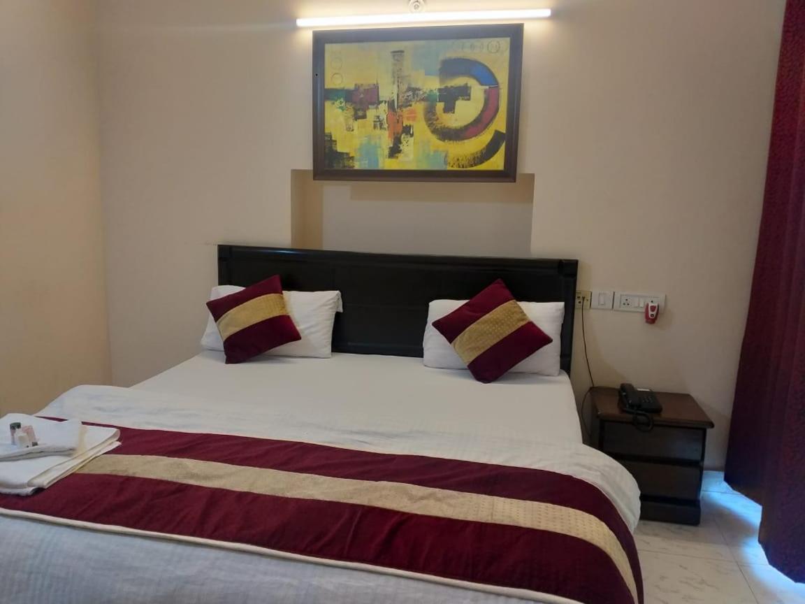 Maplewood Guest House, Neeti Bagh, New Delhiit Is A Boutiqu Guest House - Room 5 外观 照片